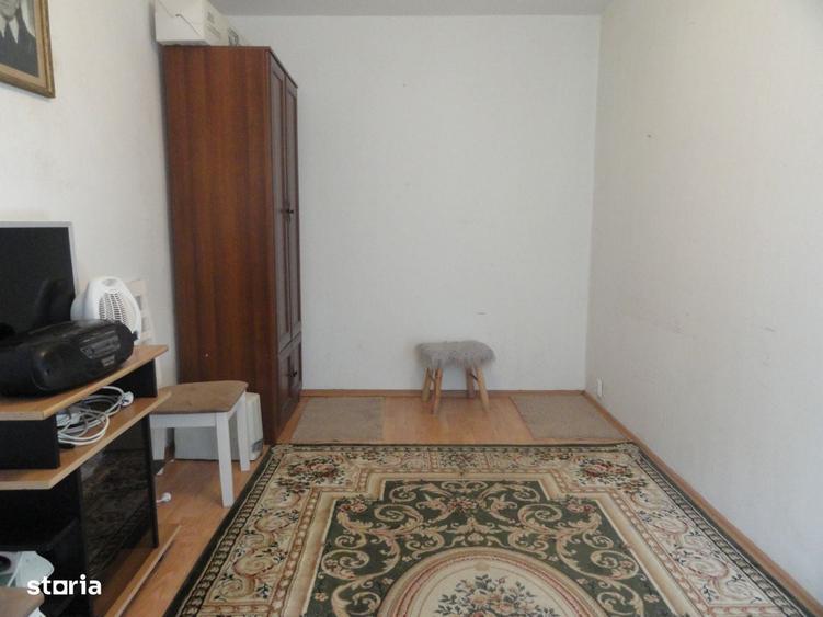 Apartament 3 camere etaj 2 Vlaicu, 63 mp, aproape de statia de tramvai - 11