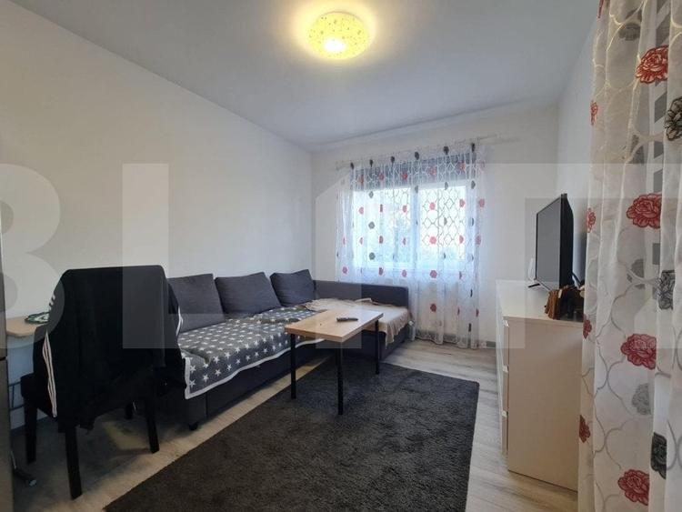 Casă individuală cu 9 camere cu Garaj în Făget