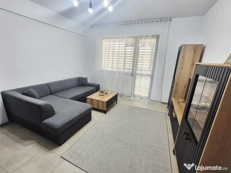 Apartament cu 2 camere decomandat în Găvana