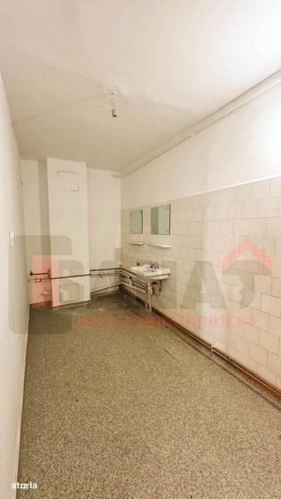 Spațiu comercial, de 180 mp, în Turnișor