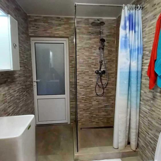 Apartament cu 4 camere semidecomandat în Ultracentral