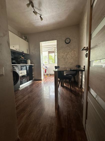 Apartament cu 2 camere decomandat, mobilat în Buzaului