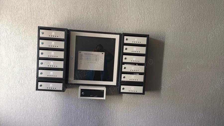 Apartament cu 5 camere decomandat în Central