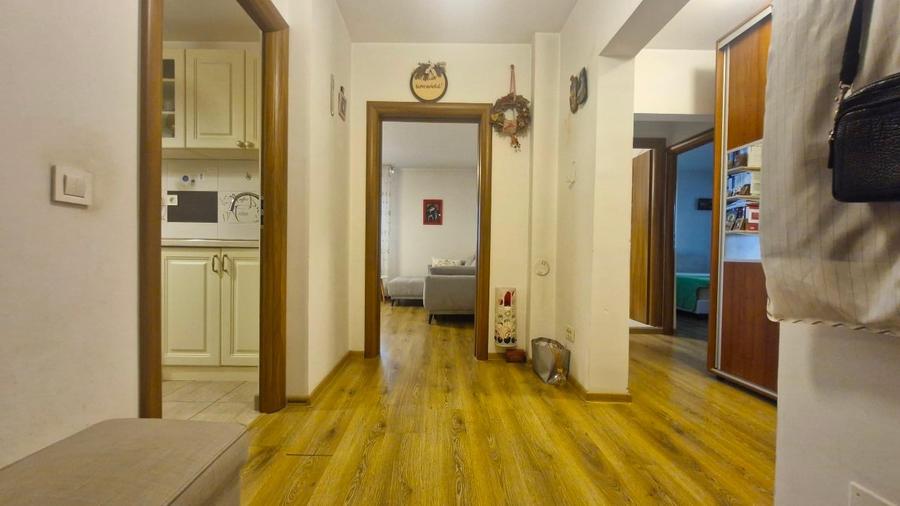 Apartament cu 2 camere decomandat, mobilat în Sebastian