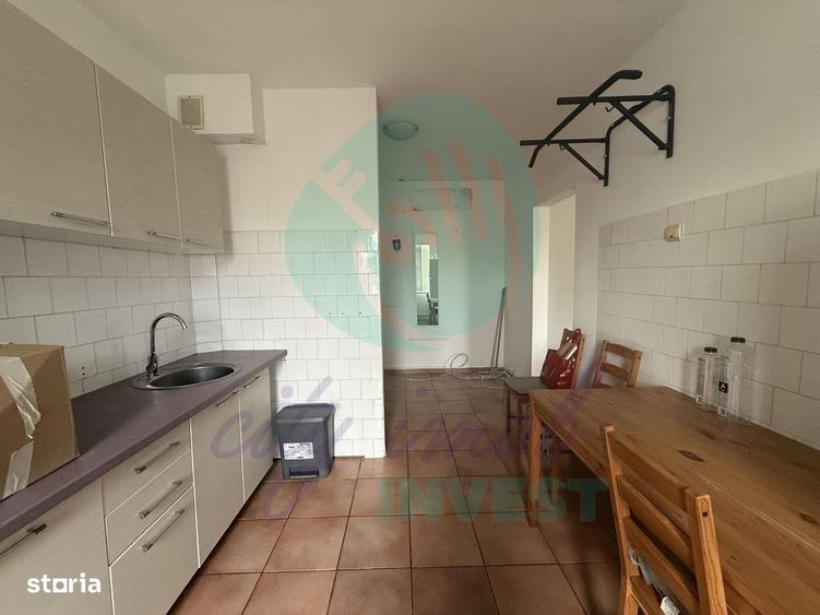 Apartament cu 2 camere decomandat în Basarabia