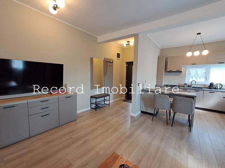 Apartament cu 2 camere semidecomandat în Aurel Vlaicu