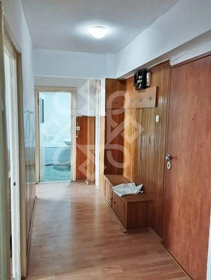 Apartament cu 2 camere decomandat în Decebal