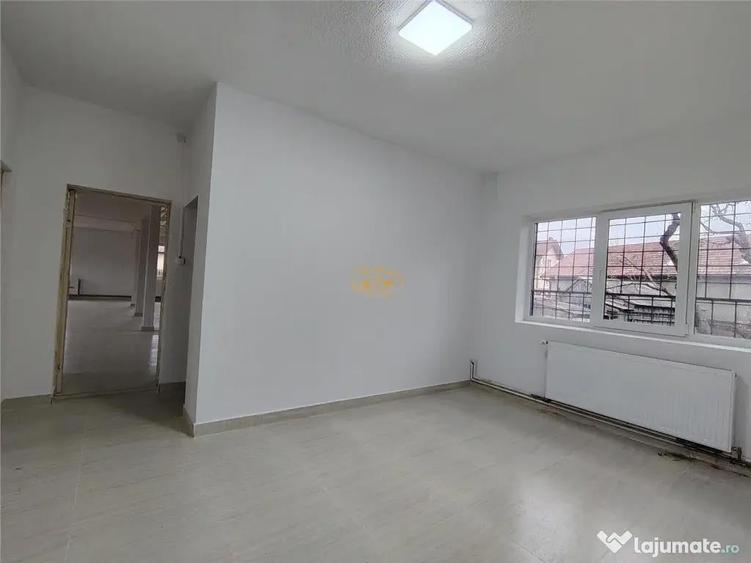 Spațiu comercial, de 201 mp, în Central