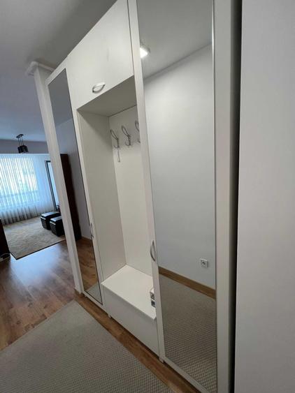 Apartament cu 2 camere decomandat în Exterior Vest