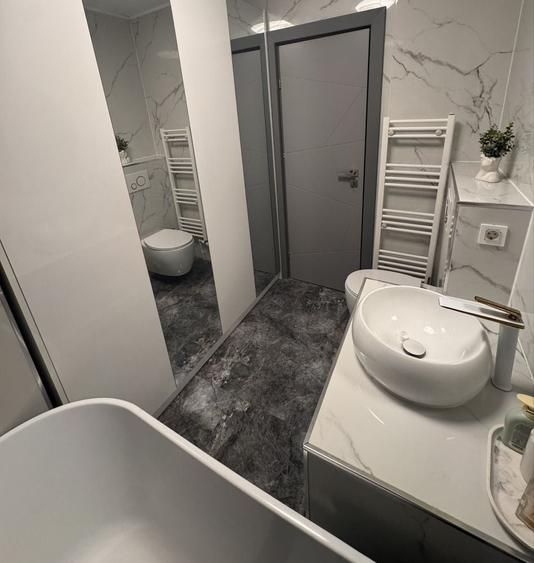 Apartament cu 3 camere în Central