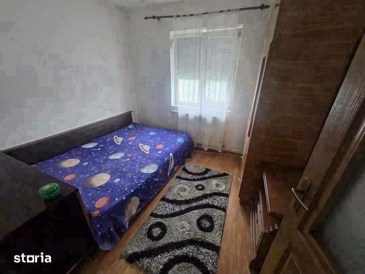 De vanzare apartament cu 3 camere, situat central, mobilat, 45000euro - 5