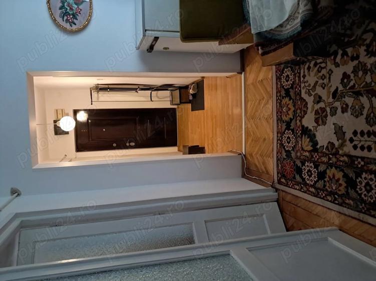 Apartament cu 3 camere decomandat în Vest