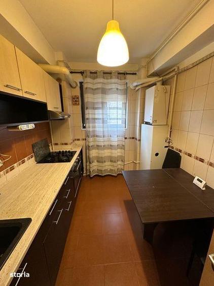 Apartament cu 2 camere decomandat în Apusului
