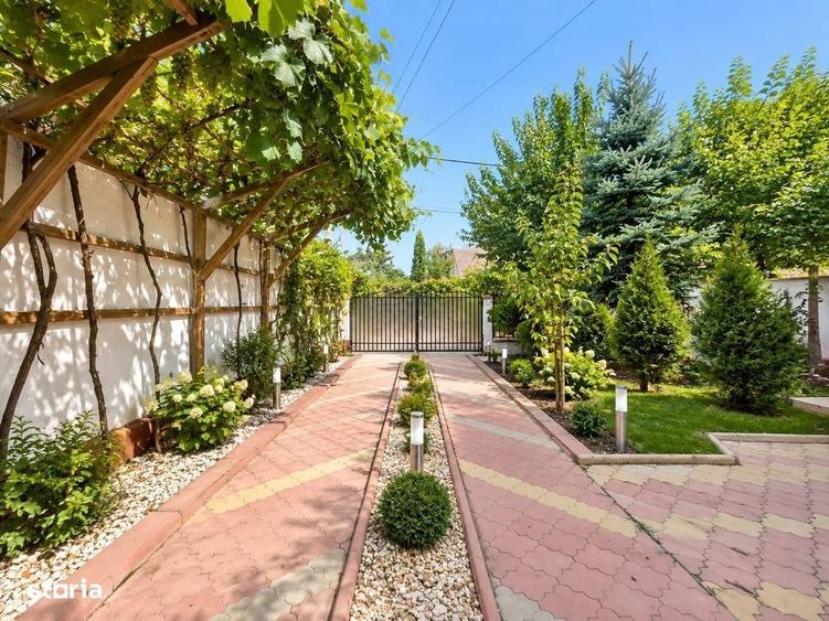 Casă cu 4 camere în Valu lui Traian