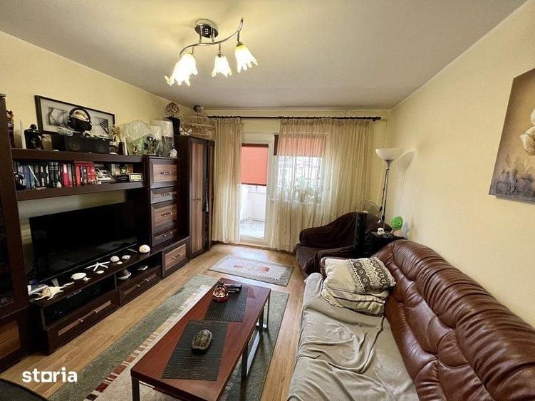 Apartament cu 2 camere decomandat în Astra
