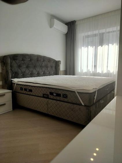 Proprietar Direct - ofer factura catre firme. Apartament 3 camere Cortina Nord - 12