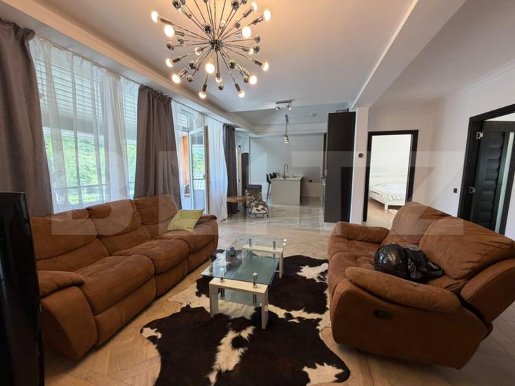Apartament cu 3 camere semidecomandat în Făget