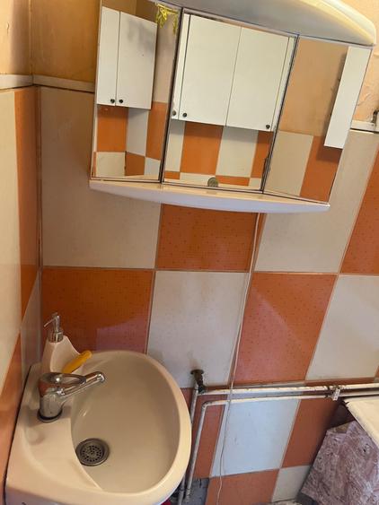 Casă cu 2 camere în Central