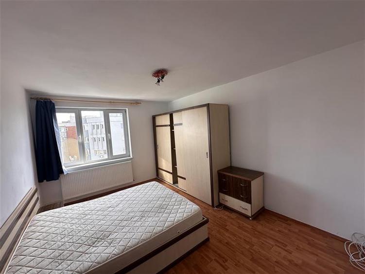 Apartament cu 2 camere decomandat, mobilat în Circumvalațiunii