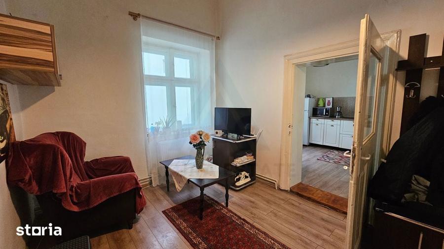 Apartament cu 2 camere, mobilat în Lazaret