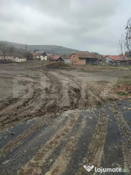 Teren intravilan, 3000 mp, zona Madaras - 2