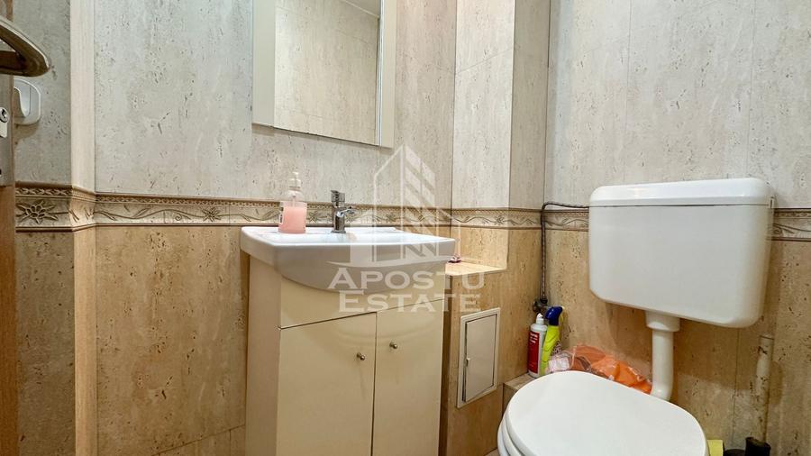 Apartament cu 3 camere decomandat în Soarelui