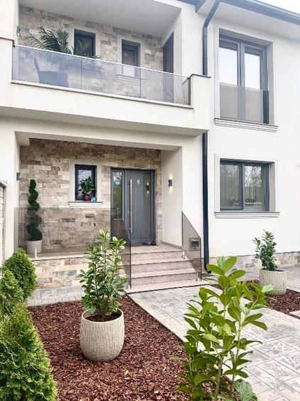 Duplex cu 5 camere cu Canalizare în Corbeanca