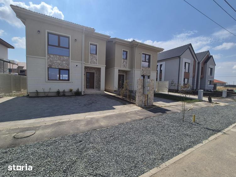 Casă cu 4 camere cu Teren 350 Mp în Central