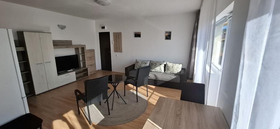 Apartament cu 2 camere semidecomandat în Florești