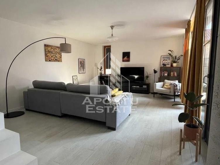 Triplex cu 3 camere, in Dumbravita - 1