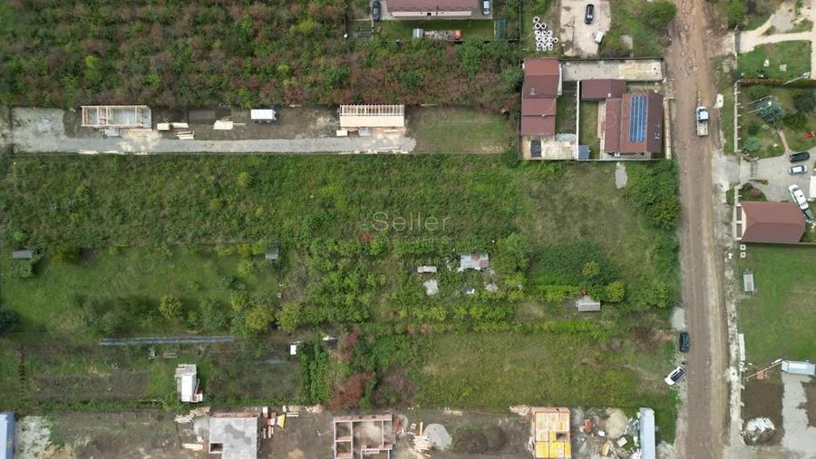 Teren intravilan - 10