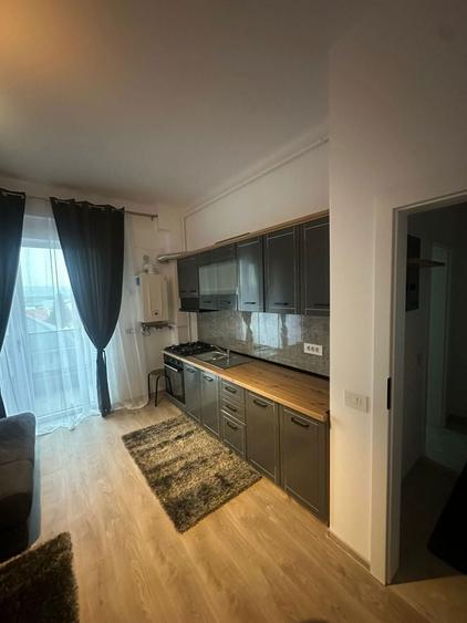Proprietar Inchiriez apartament 2 camere Nou - 4