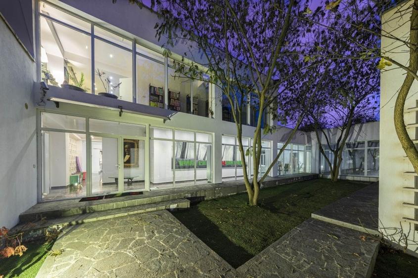 Un Domeniu Unic Lângă București. Luxul Pe Un Singur Nivel: Vilă De Vânzare - 3