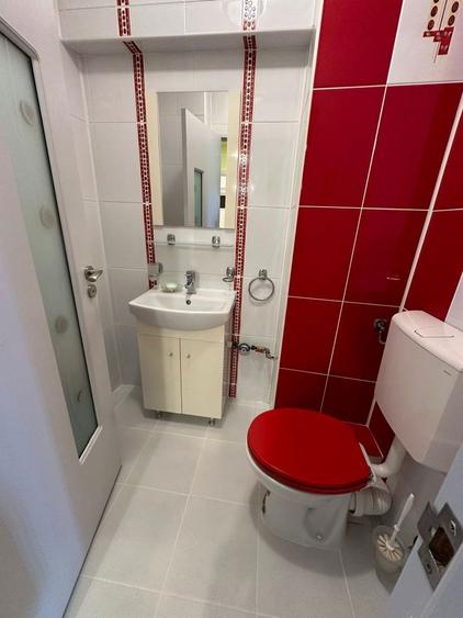 De inchiriat apartament Campina, 3 camere, vis-a-vis de Milia - 2