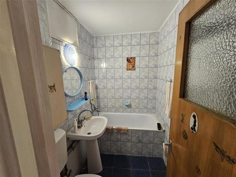 Apartament 3 camere de vanzare - etaj 2 - aproape de metrou Dristor - 15