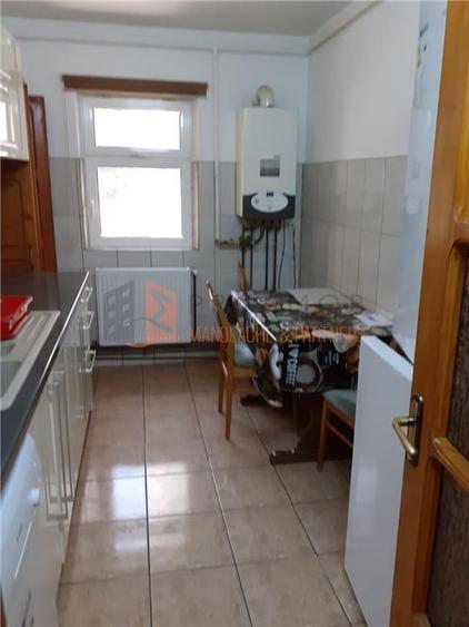 Apartament 4 camere cf 1  decomandat zona Bulevardul Unirii - 6
