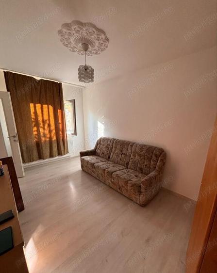 Garoniera de inchiriat in zona Tractorul - 2