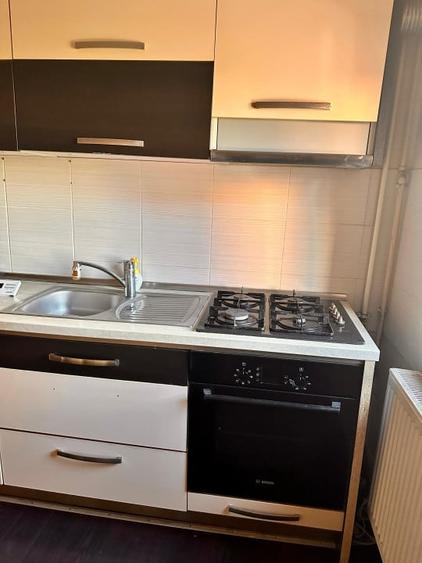 Apartament 2 camere, etaj 2, Targu Jiu - 10