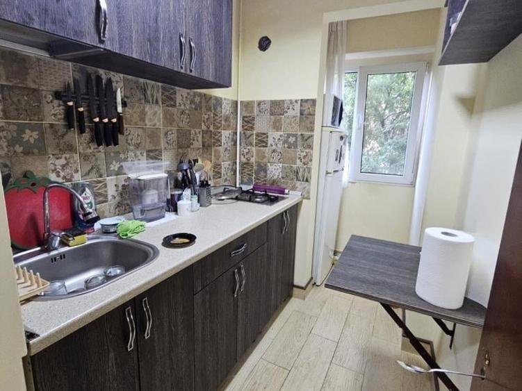 Piata Resita Aleea Slatioara 38mp Et.3 Liber Renovat Contorizat Intabulat - 2