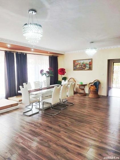 Vand Casa/Vila cu etaj, Living 70mp, 5 Dormitoare + Terasa + Curte + Teren - 9