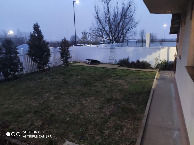 OFERTA!!! Proprietar-Vand Casa - 3