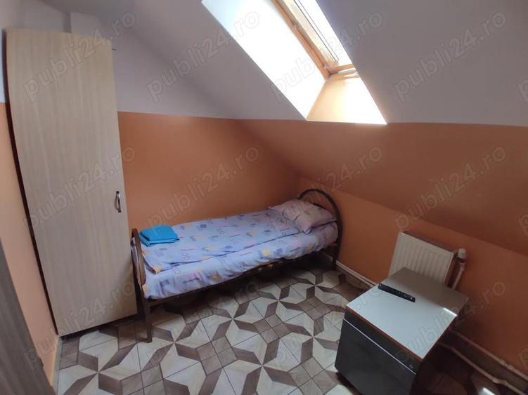 cazare- de la 32 lei pers noapte- - 2