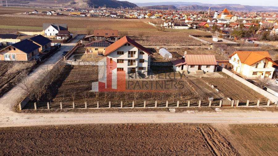 Casa cu teren 1500 mp in Harman - 6