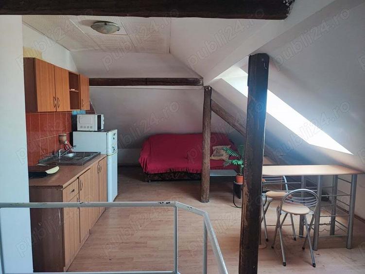 Apartament de inchiriat zona Calea Poplacii 250 EUR - 1