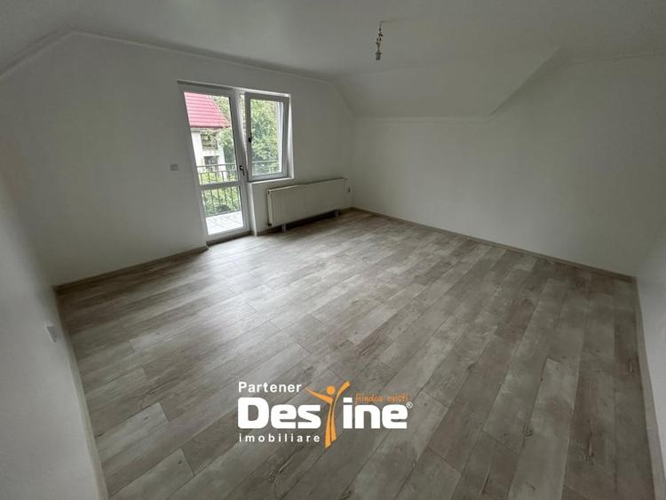 Casa individuala cu teren - 130mp utili 576 teren curte Acces rapid catre oras - 14