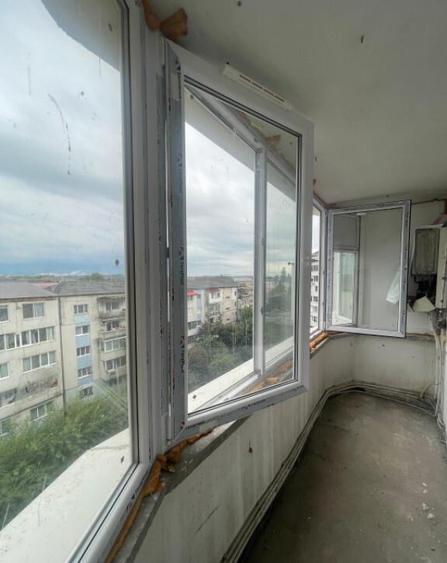 Apartament de 2 camere decomandat, 48 mp construiti, etaj 5, - 6