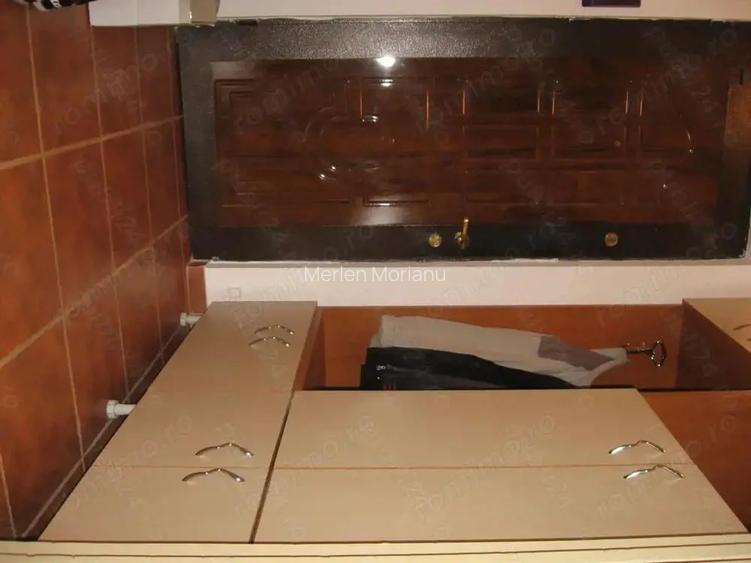 Vanzare apartament 2 camere langa metrou 1 Decembrie