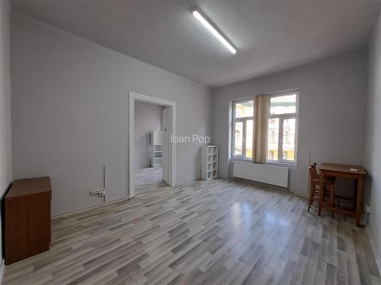 Apartament cu 3 camere, 110 mp utili, situat in zona Centrala! Apartament cu 3 camere, 110 mp utili, situat in zona Centrala!