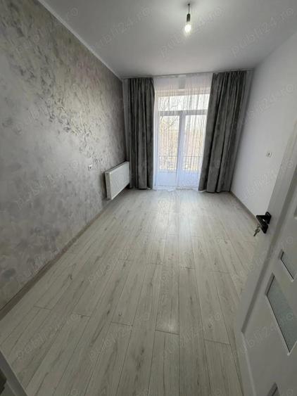 De vanzare apartament cu 2 camere, spatios, cu 3 balcoane, renovat - 1