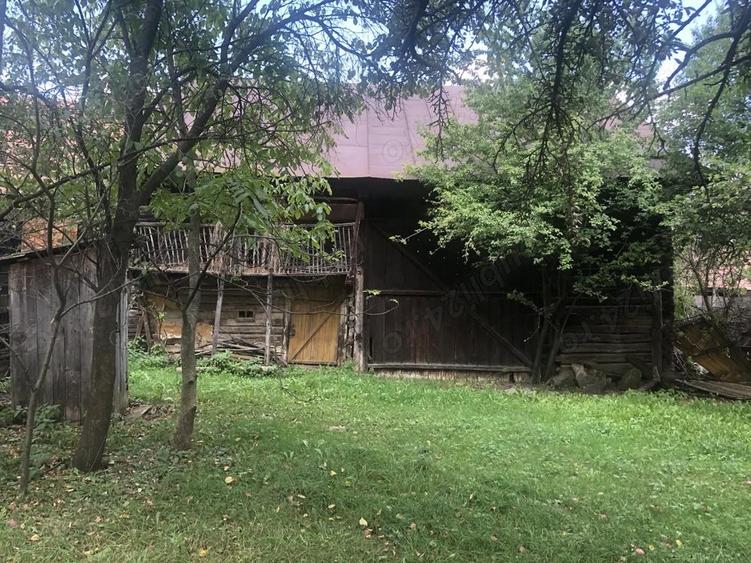 Casa batraneasca de vanzare in satul Martanus, Jud. Covasna - 2